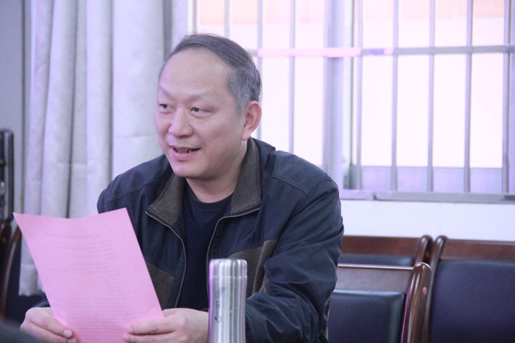 党委书记马庆华介绍周天寿教授